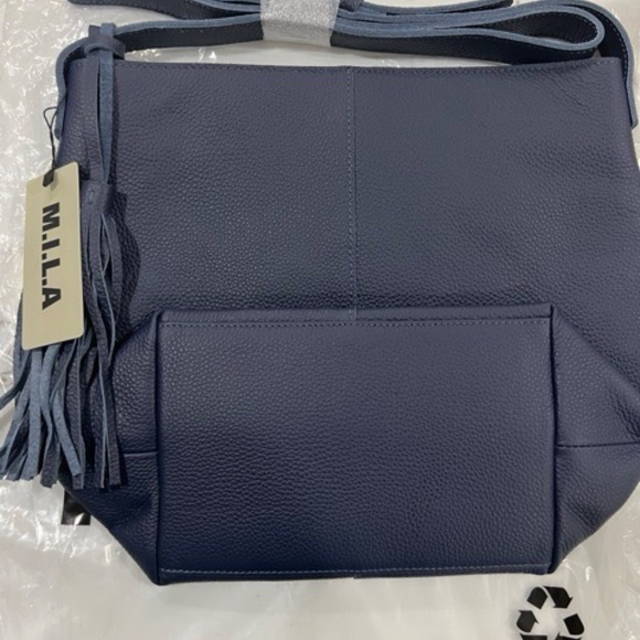 M I L A of LA - Picture 2 of 3